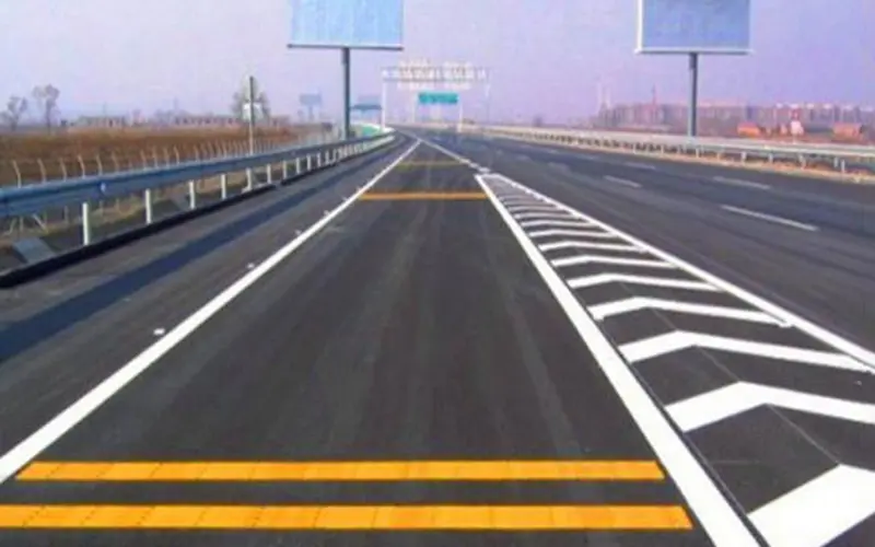 Cat & Pigmen Pembinaan